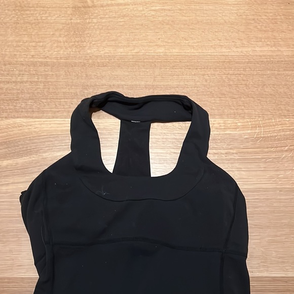 Black Lululemon Tabk with Built In Bra - Picture 2 of 3